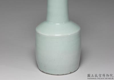 图片[3]-Mallet-shaped Vase in Celadon Glaze, Longquan ware, Southern Song dynasty (1127-1279)-China Archive